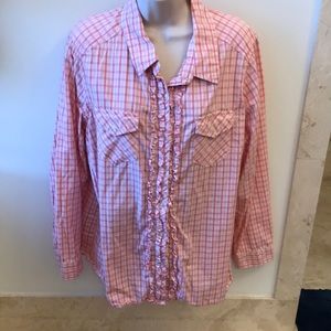 Ruffle pink and white plaid button down long sleeve shirt by Northcrest size 1X